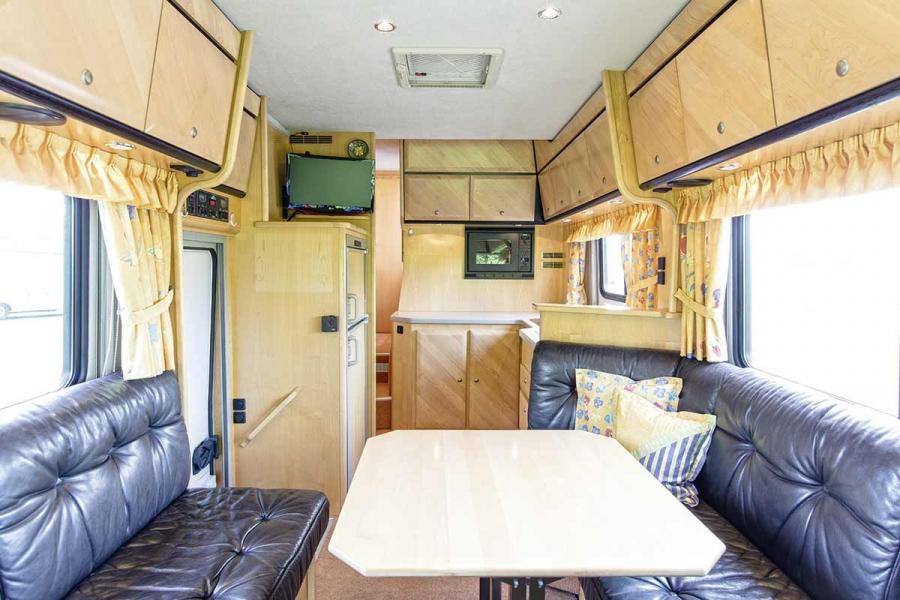 Интерьер Vario Perfect 900 SH 1999 года  (фото 17 из 17)